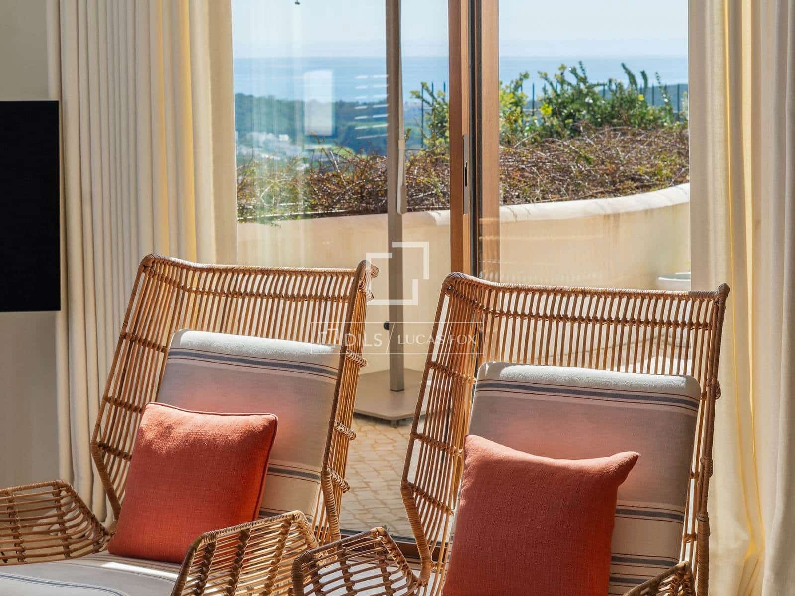 3 quarto Moradia para venda em Casares com piscina garagem - 3 995 000 € (Ref: 9691394)