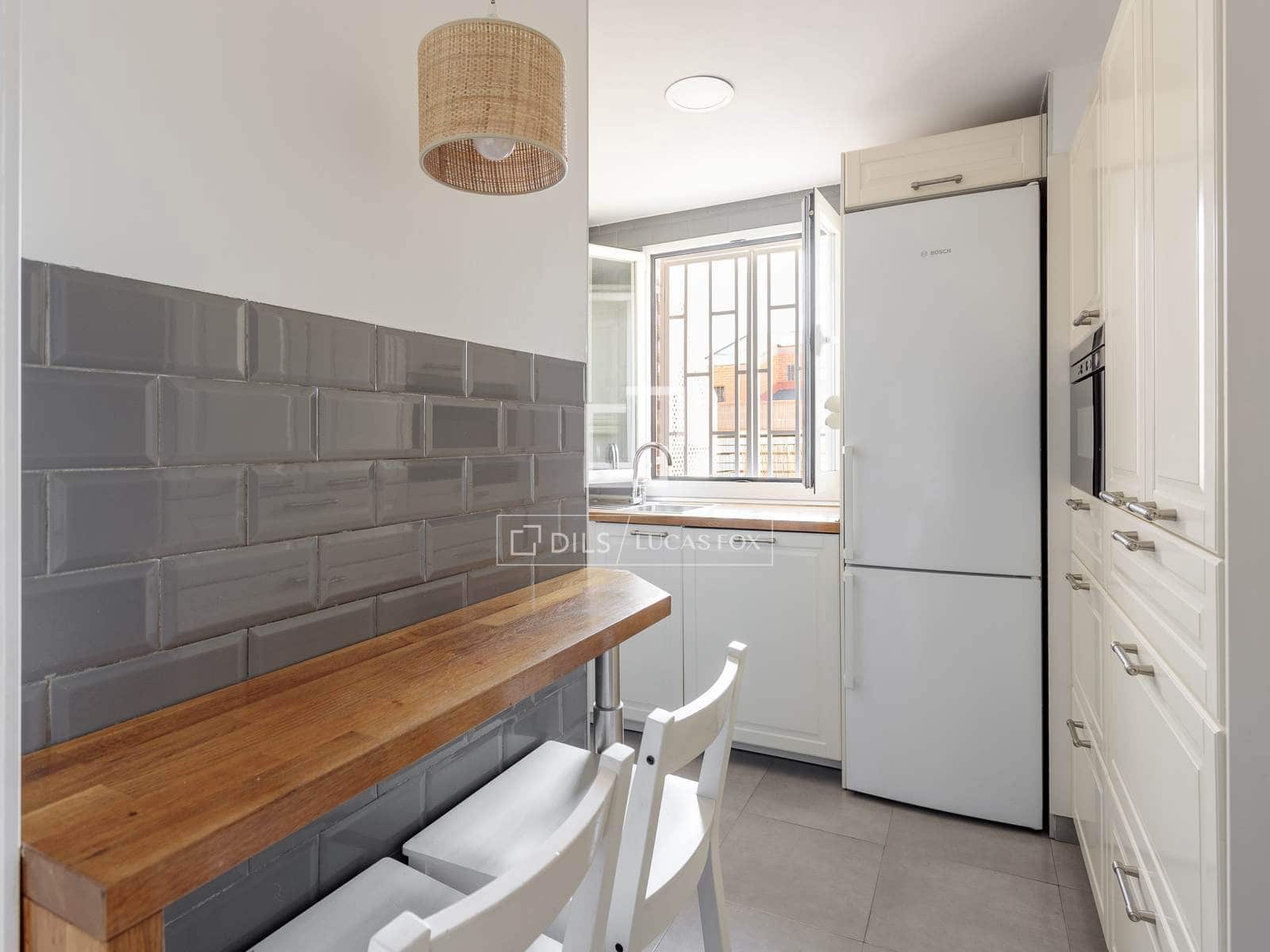 3 Zimmer Penthouse zu vermieten in Madrid Stadt mit Garage - 2.400 € (Ref: 9691614)