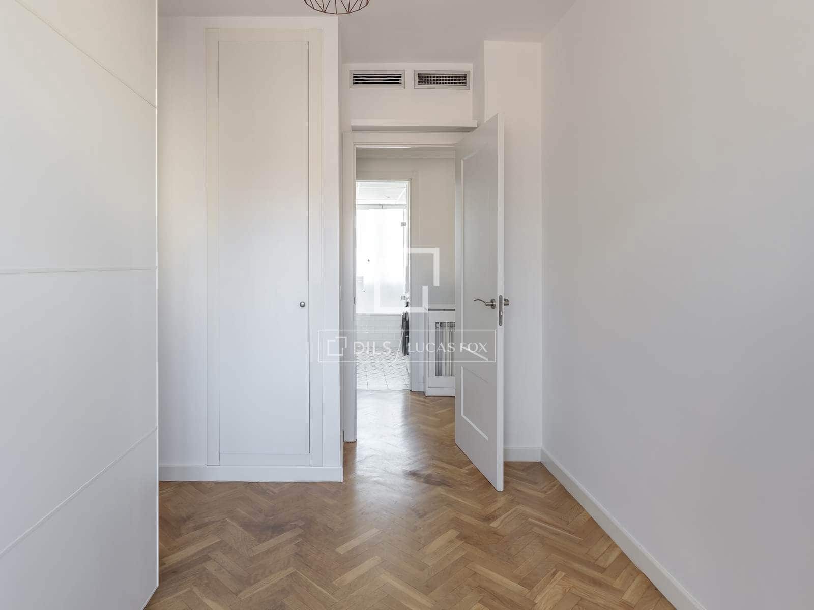 3 Zimmer Penthouse zu vermieten in Madrid Stadt mit Garage - 2.400 € (Ref: 9691614)