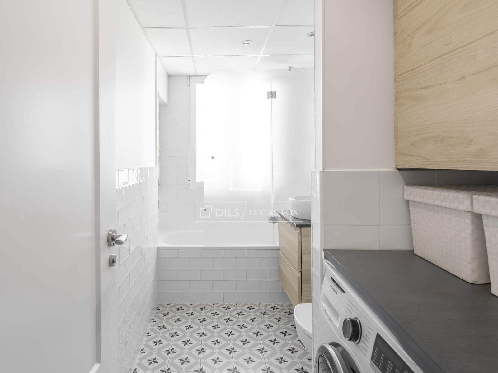 3 Zimmer Penthouse zu vermieten in Madrid Stadt mit Garage - 2.400 € (Ref: 9691614)