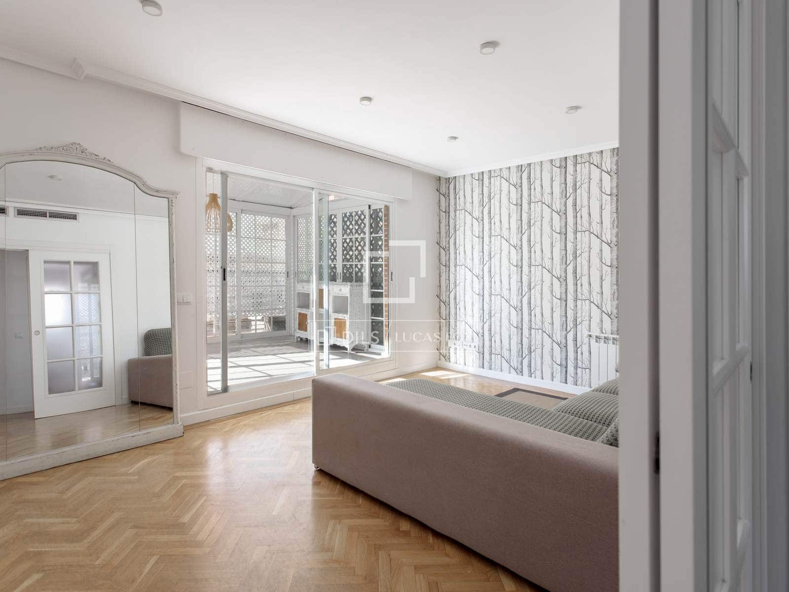 3 Zimmer Penthouse zu vermieten in Madrid Stadt mit Garage - 2.400 € (Ref: 9691614)