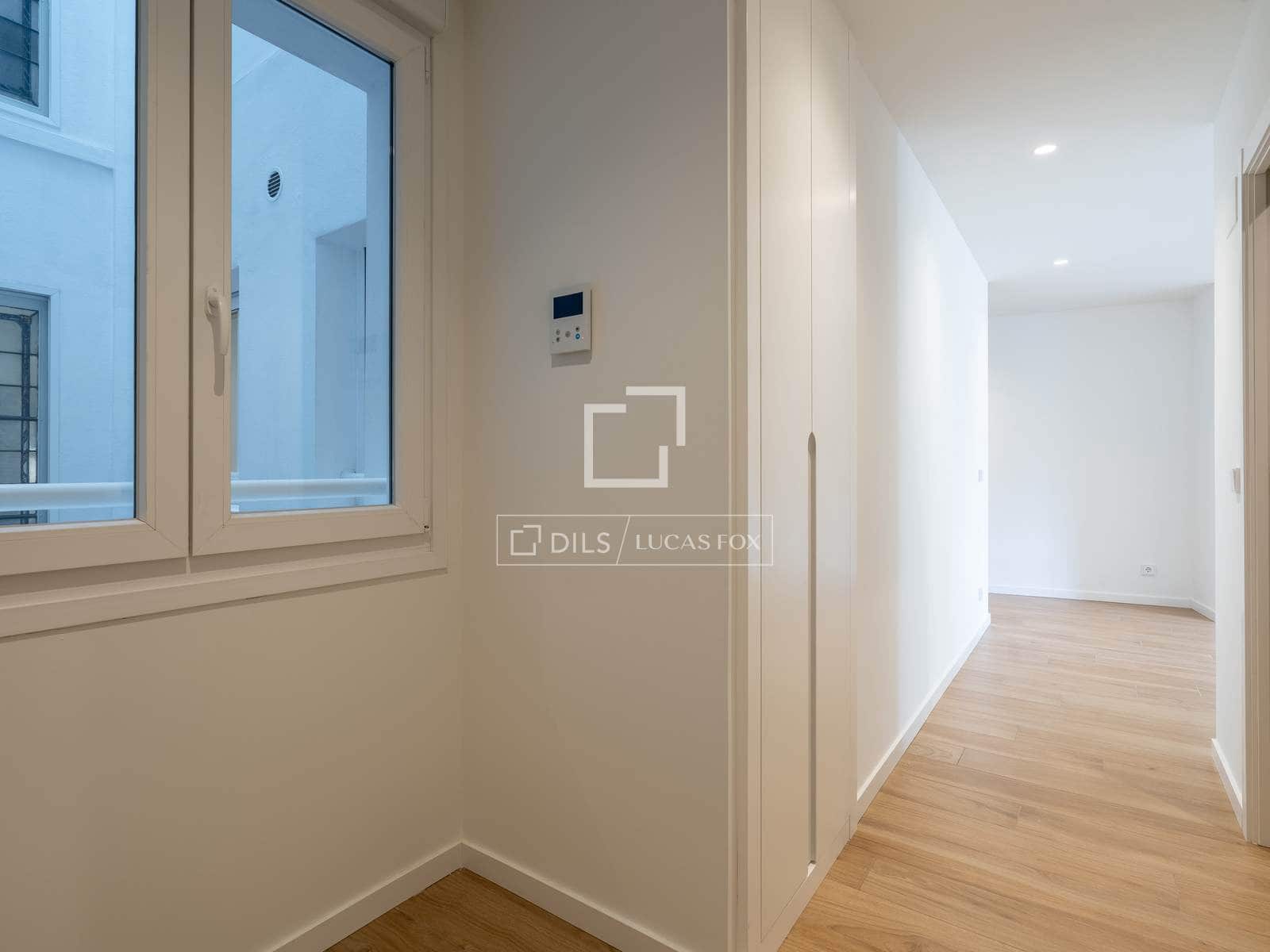 2 bedroom Apartment for sale in Donostia-San Sebastian - € 1,080,000 (Ref: 9691616)