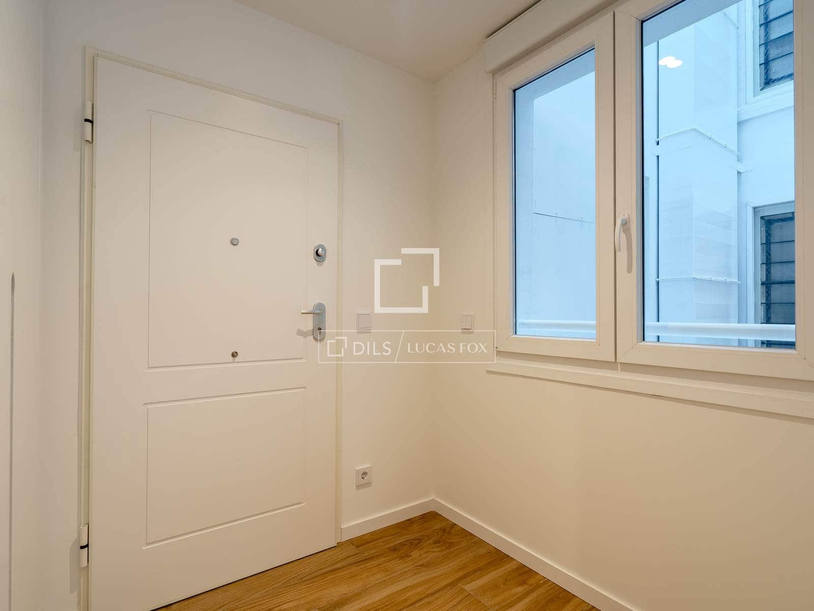 2 bedroom Apartment for sale in Donostia-San Sebastian - € 1,080,000 (Ref: 9691616)