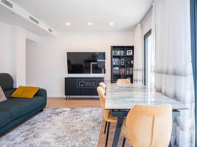 Apartamento de 3 habitaciones en Sant Cugat del Vallès en venta con garaje - 725.000 € (Ref: 9691617)