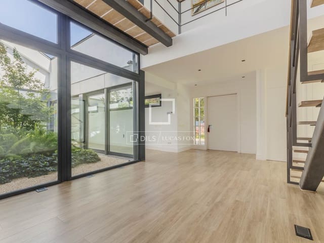 7 chambre Villa/Maison à vendre à Pozuelo de Alarcón avec piscine garage - 5 900 000 € (Ref: 9691618)