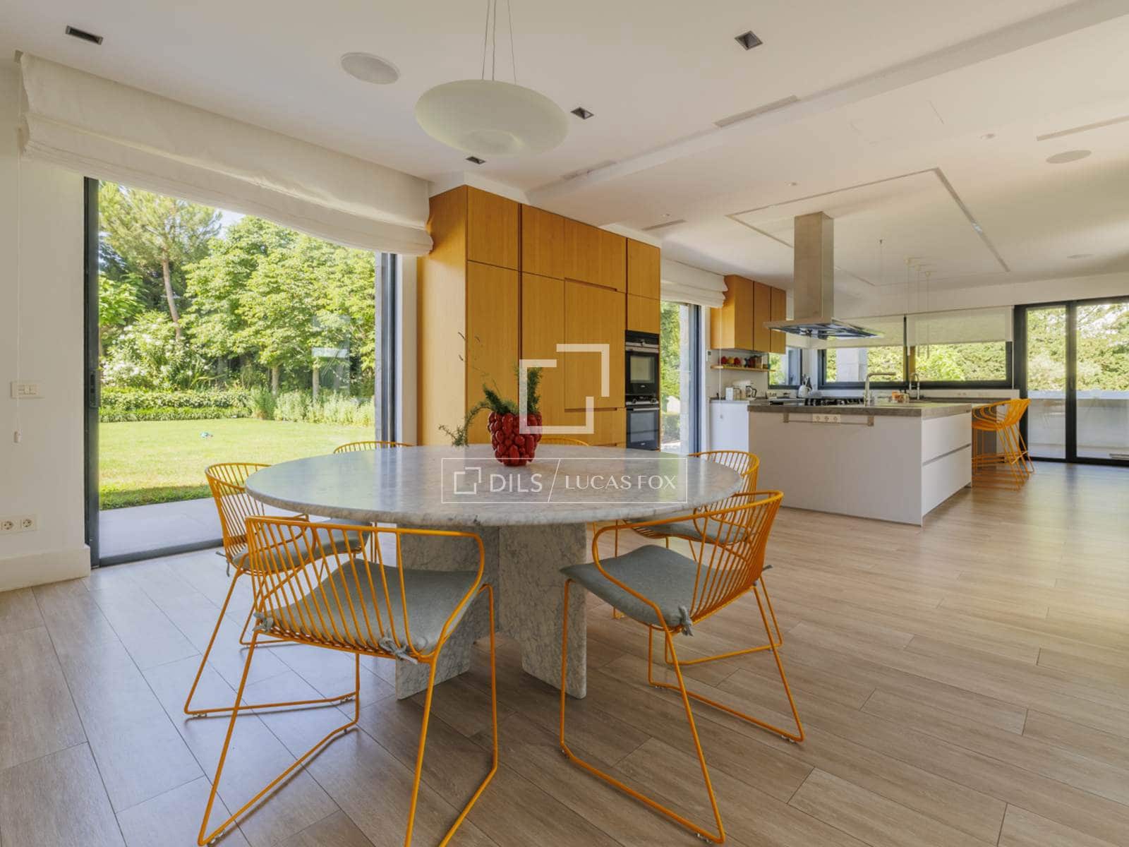 7 soverom Villa til salgs i Pozuelo de Alarcon med svømmebasseng garasje - € 5 900 000 (Ref: 9691618)