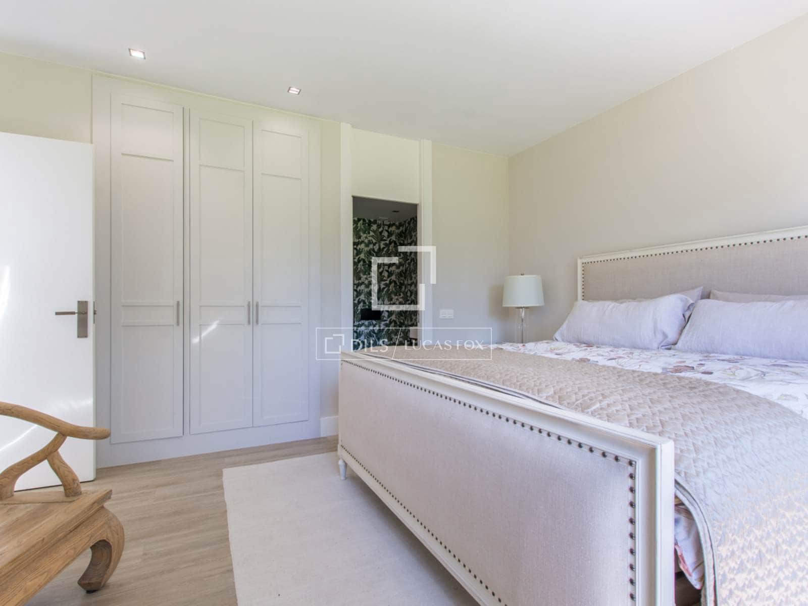 7 soverom Villa til salgs i Pozuelo de Alarcon med svømmebasseng garasje - € 5 900 000 (Ref: 9691618)