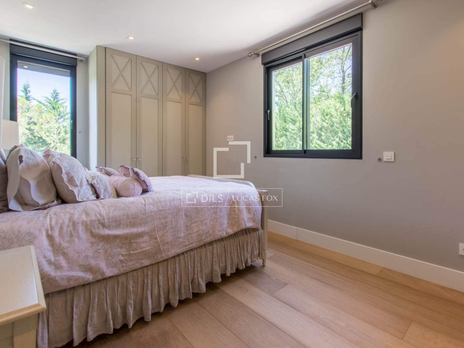 7 soverom Villa til salgs i Pozuelo de Alarcon med svømmebasseng garasje - € 5 900 000 (Ref: 9691618)