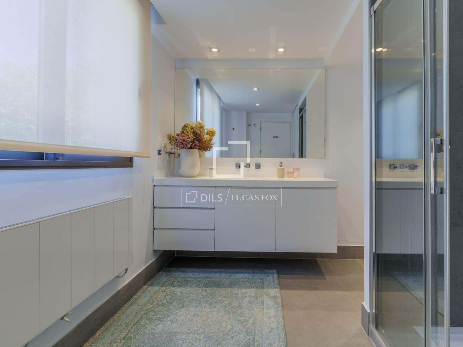 7 soverom Villa til salgs i Pozuelo de Alarcon med svømmebasseng garasje - € 5 900 000 (Ref: 9691618)