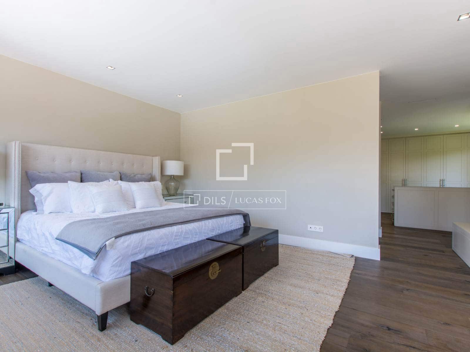 7 soverom Villa til salgs i Pozuelo de Alarcon med svømmebasseng garasje - € 5 900 000 (Ref: 9691618)