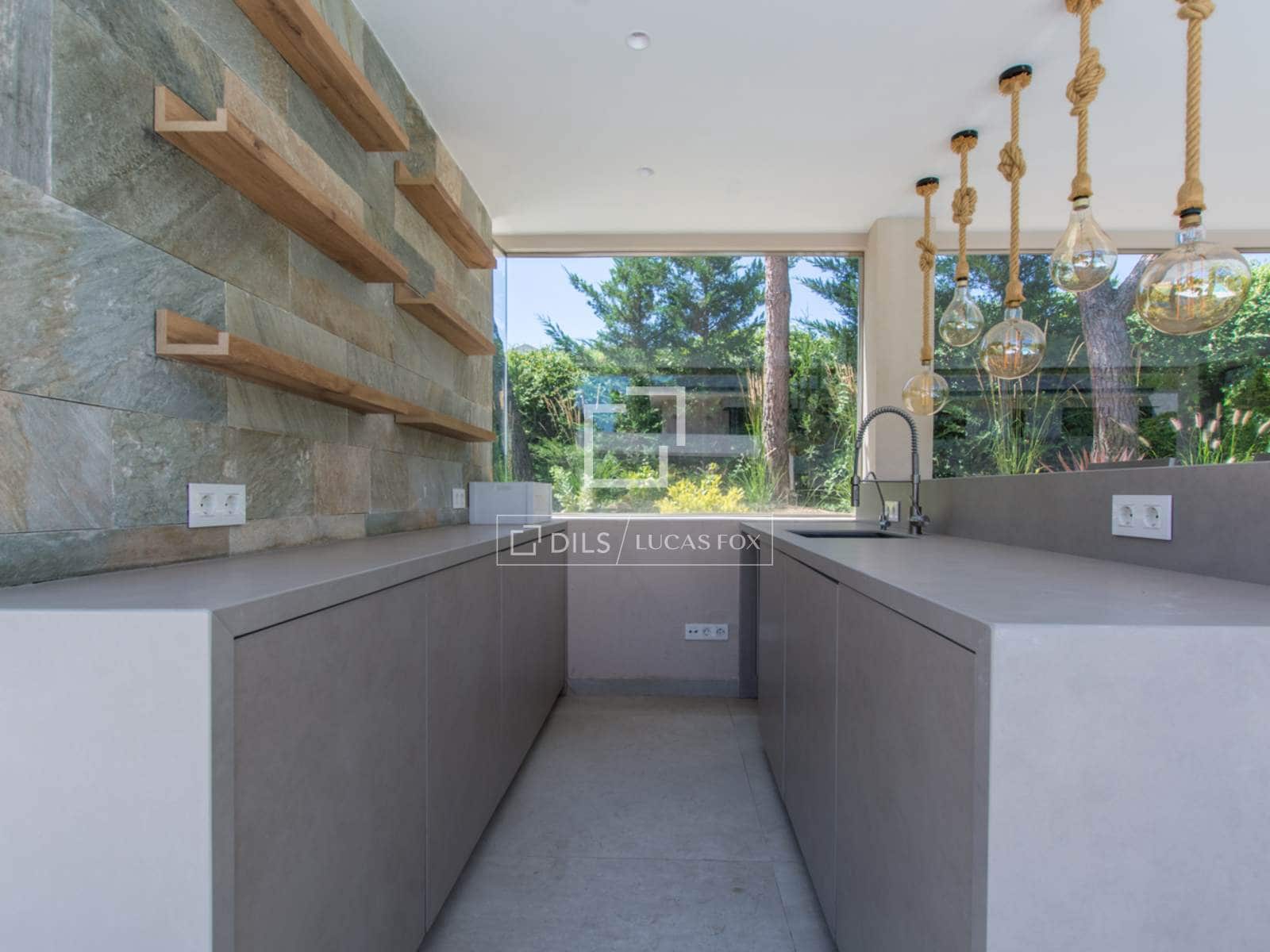 7 soverom Villa til salgs i Pozuelo de Alarcon med svømmebasseng garasje - € 5 900 000 (Ref: 9691618)