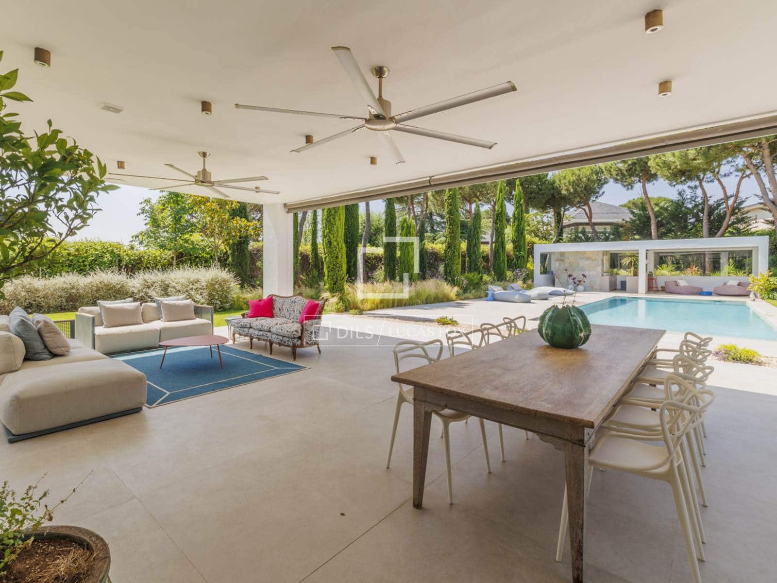 7 soverom Villa til salgs i Pozuelo de Alarcon med svømmebasseng garasje - € 5 900 000 (Ref: 9691618)