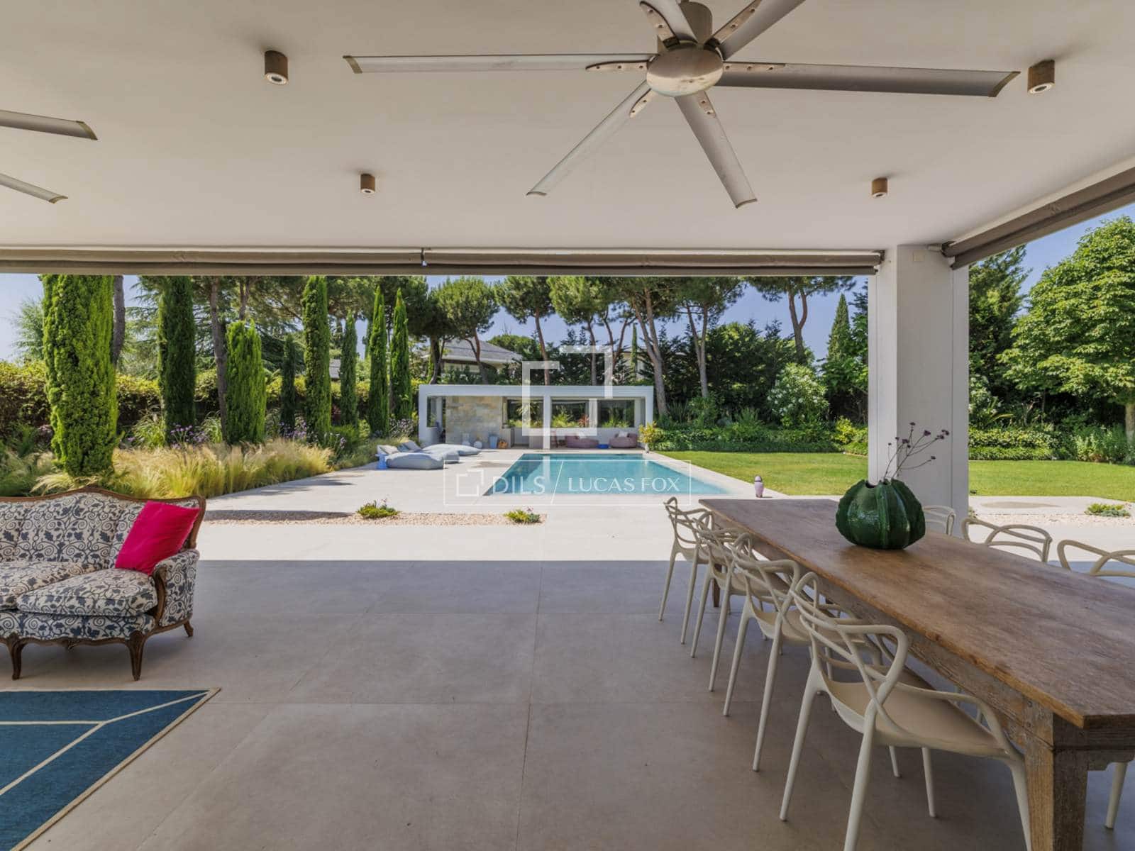 7 soverom Villa til salgs i Pozuelo de Alarcon med svømmebasseng garasje - € 5 900 000 (Ref: 9691618)