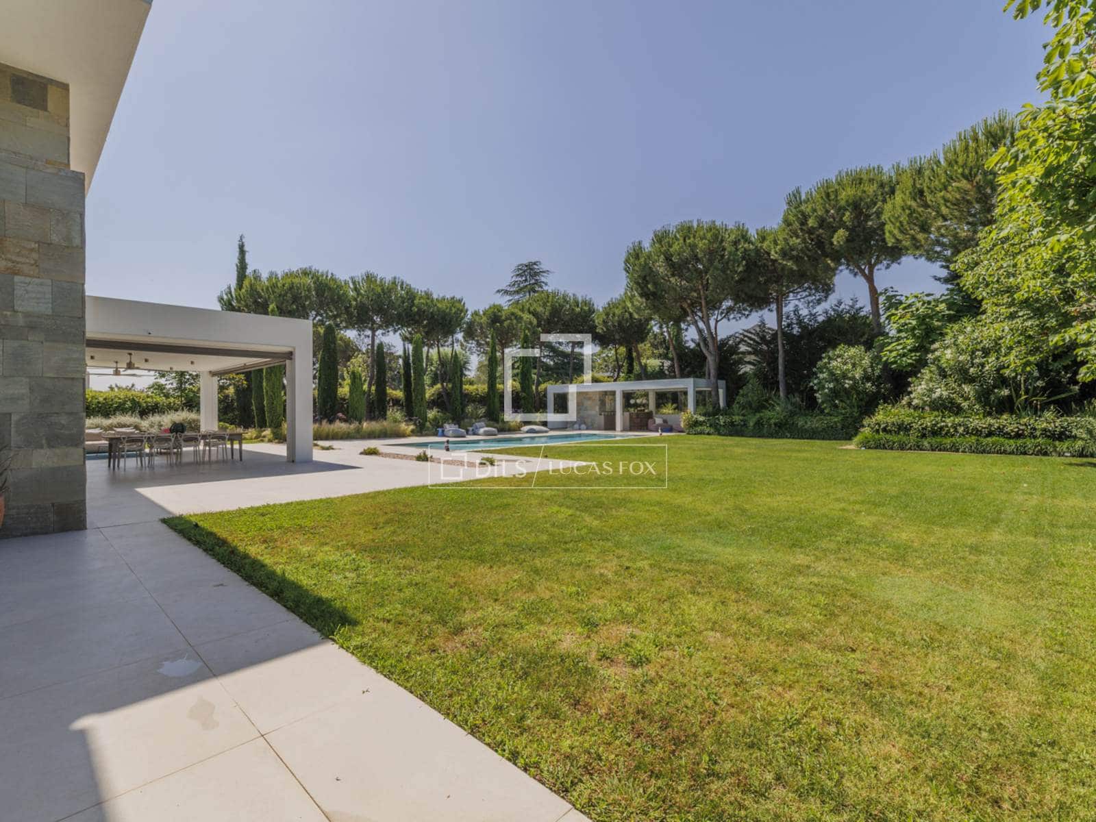 7 soverom Villa til salgs i Pozuelo de Alarcon med svømmebasseng garasje - € 5 900 000 (Ref: 9691618)