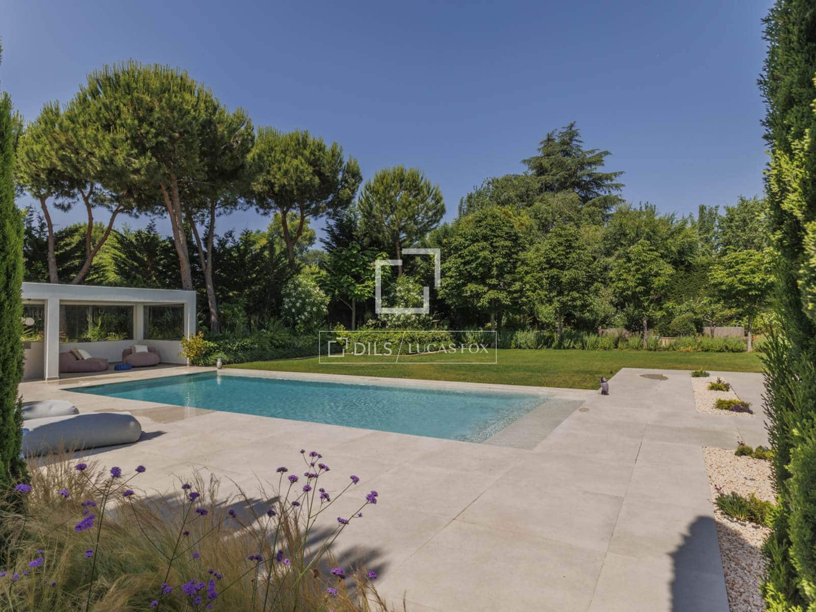 7 soverom Villa til salgs i Pozuelo de Alarcon med svømmebasseng garasje - € 5 900 000 (Ref: 9691618)