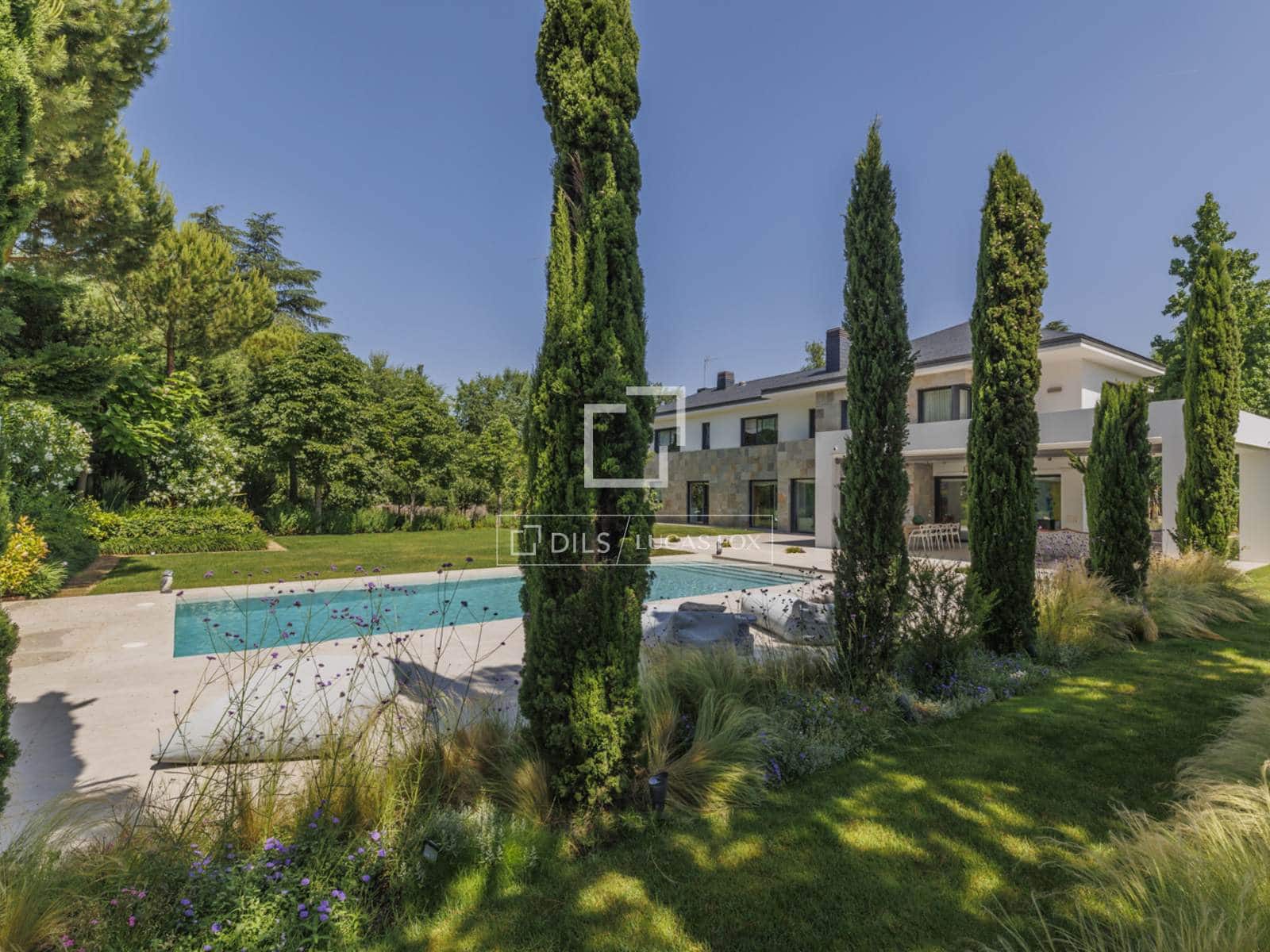 7 soverom Villa til salgs i Pozuelo de Alarcon med svømmebasseng garasje - € 5 900 000 (Ref: 9691618)