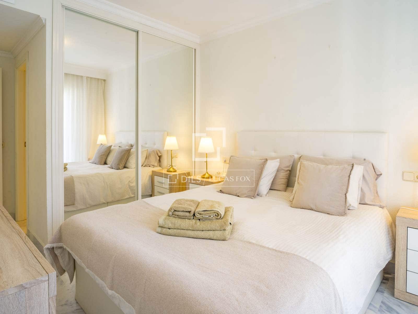 2 soveværelse Lejlighed til salg i Marbella med swimmingpool garage - € 430.000 (Ref: 9694034)