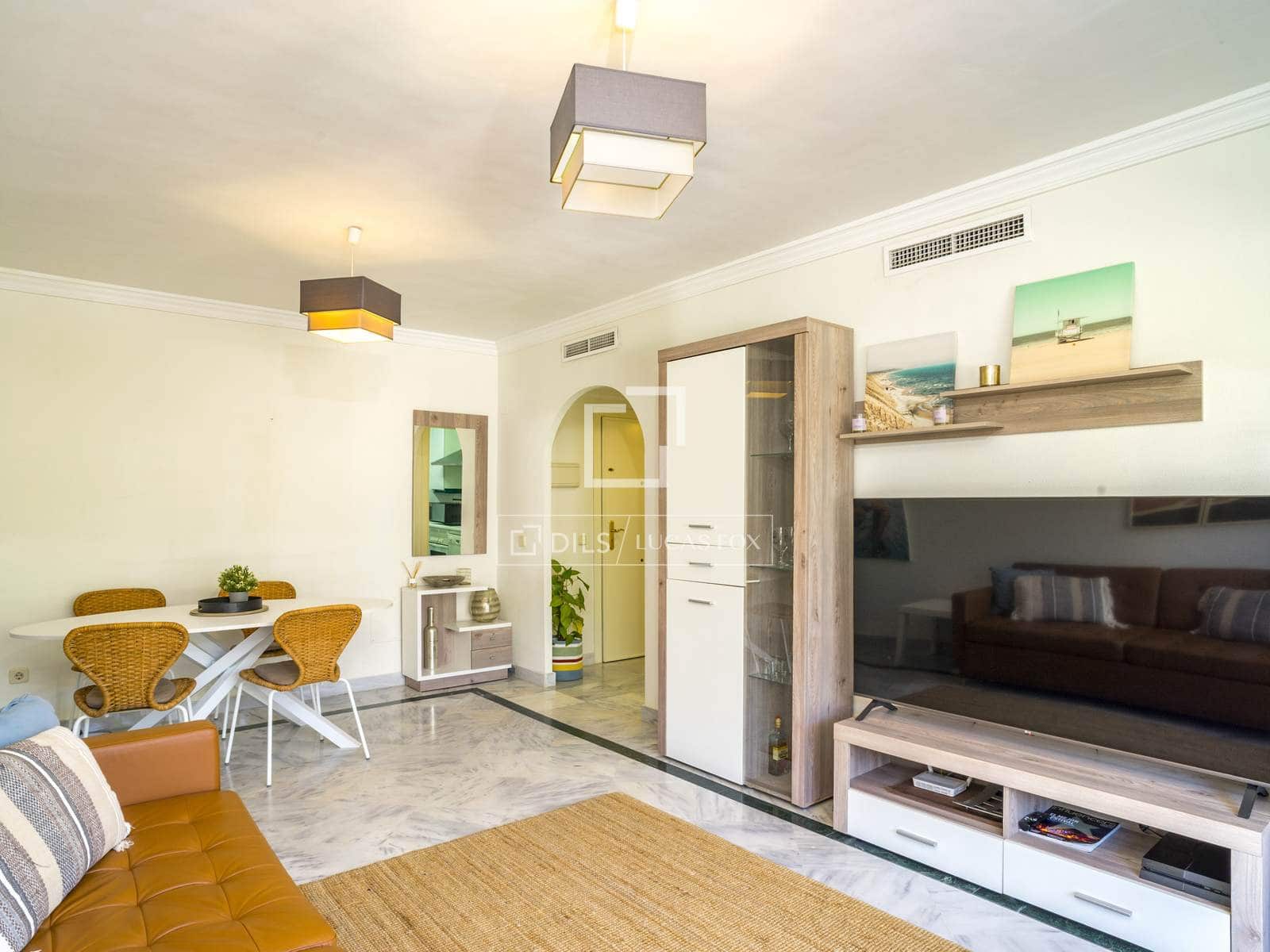 2 soveværelse Lejlighed til salg i Marbella med swimmingpool garage - € 430.000 (Ref: 9694034)