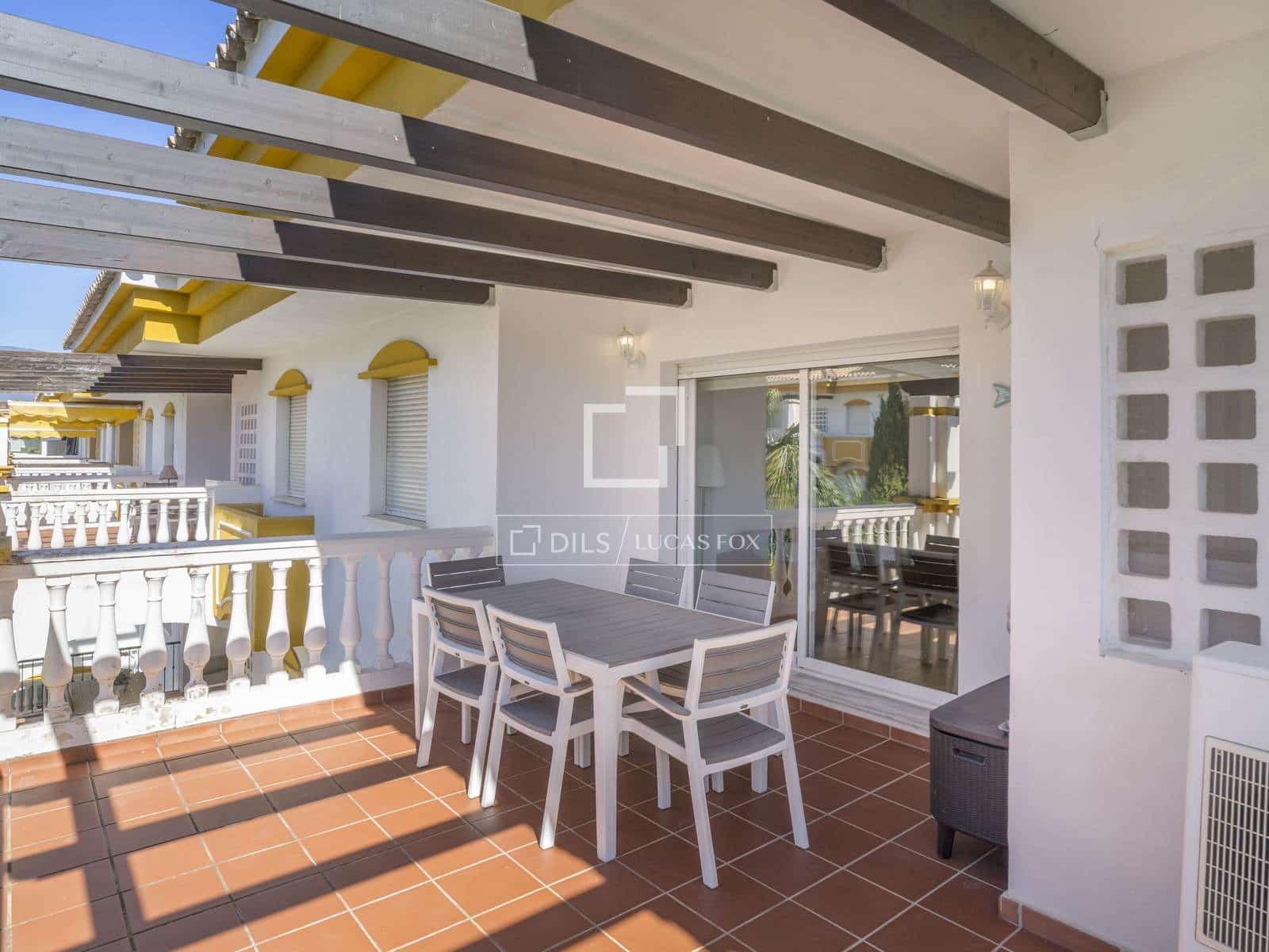 2 soveværelse Lejlighed til salg i Marbella med swimmingpool garage - € 430.000 (Ref: 9694034)