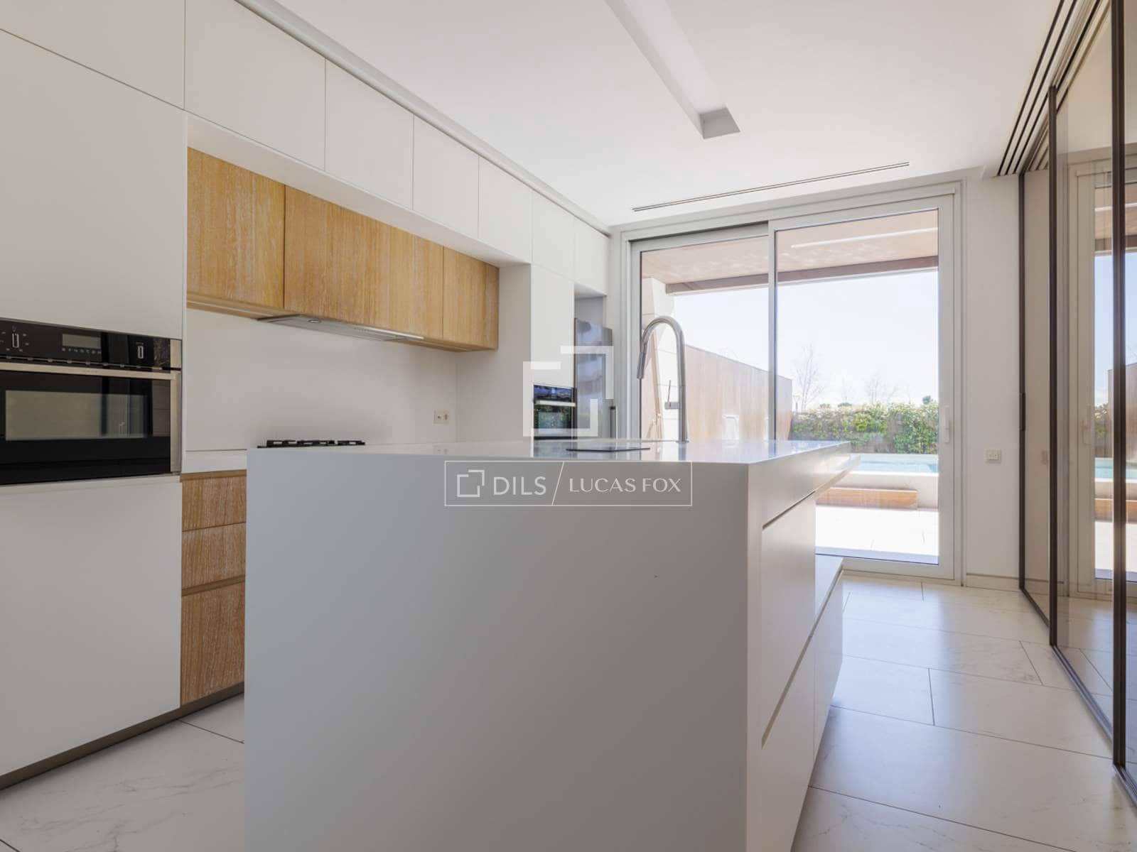 3 bedroom Apartment for rent in Pozuelo de Alarcon with garage - € 5,500 (Ref: 9694173)