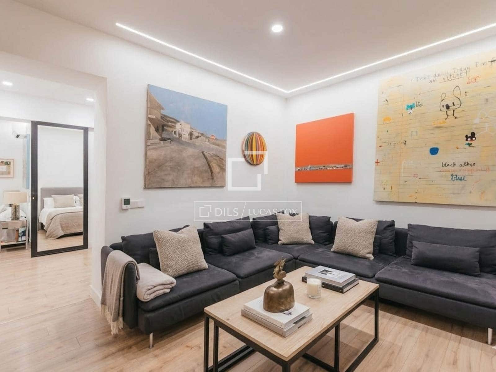 3 quarto Apartamento para arrendar em Madrid cidade - 4 700 € (Ref: 9694396)