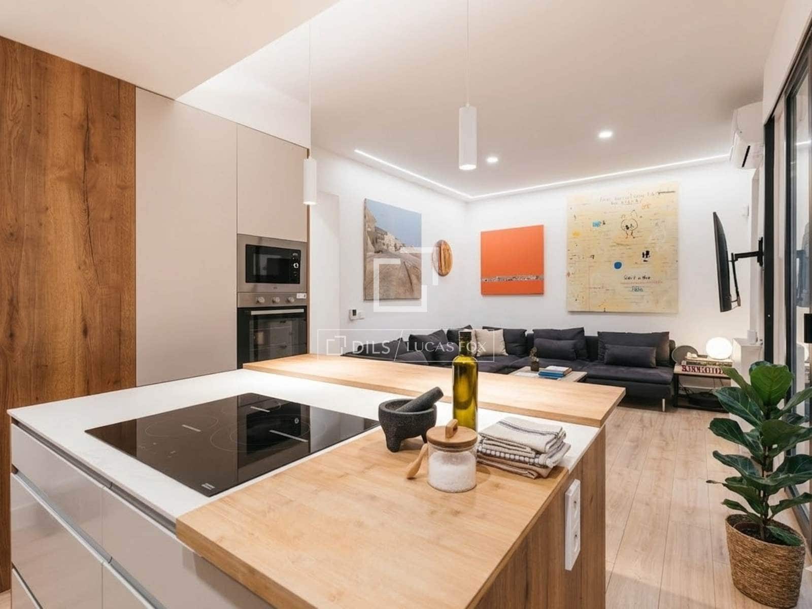 3 quarto Apartamento para arrendar em Madrid cidade - 4 700 € (Ref: 9694396)