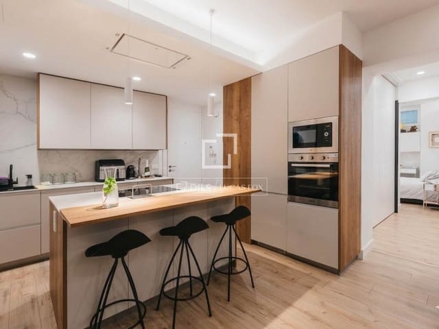 3 quarto Apartamento para arrendar em Recoletos, Madrid cidade - 4 700 € (Ref: 9694396)