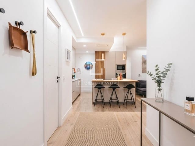 3 quarto Apartamento para arrendar em Recoletos, Madrid cidade - 4 700 € (Ref: 9694396)