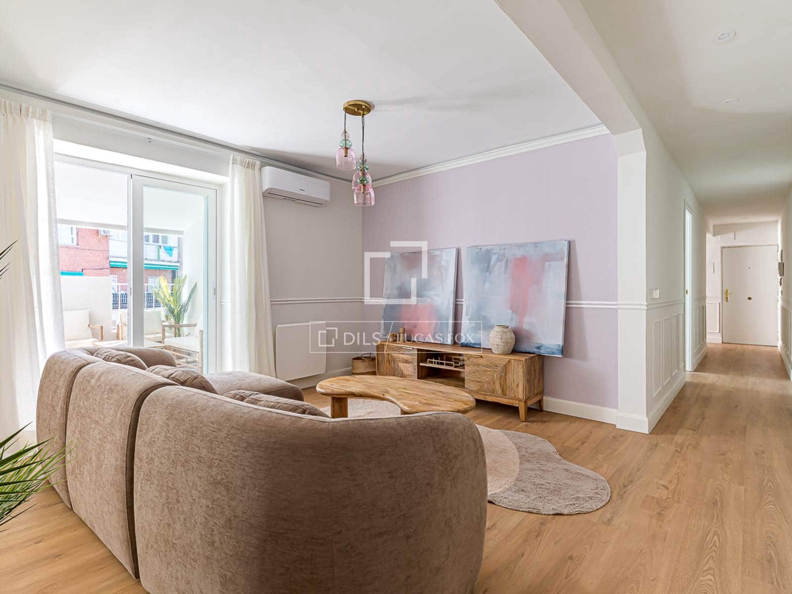 2 bedroom Penthouse for sale in Madrid city - € 1,390,000 (Ref: 9694397)