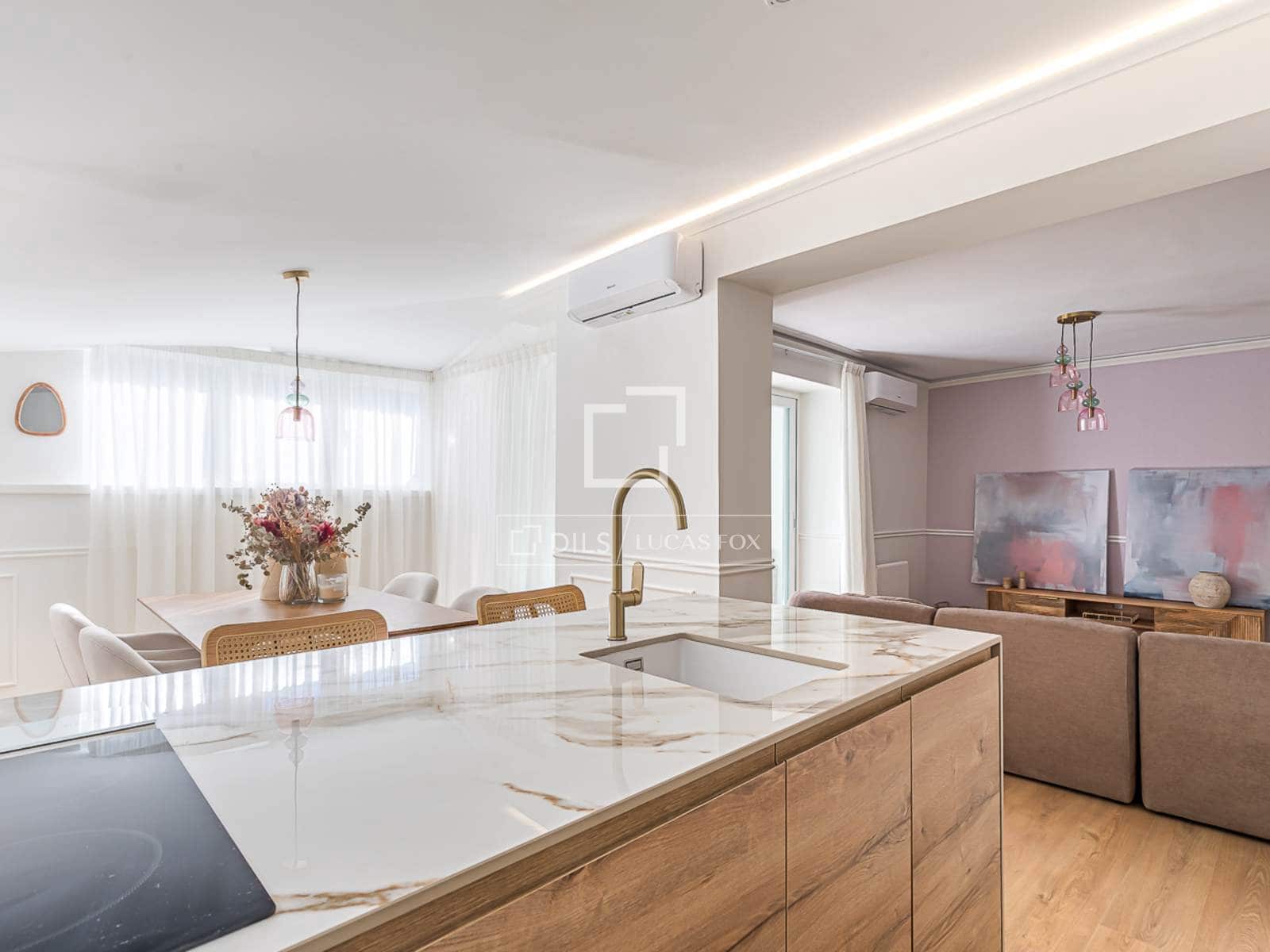 2 bedroom Penthouse for sale in Madrid city - € 1,390,000 (Ref: 9694397)