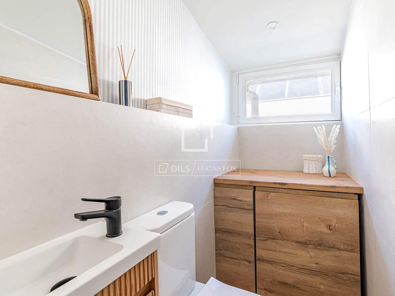 2 bedroom Penthouse for sale in Madrid city - € 1,390,000 (Ref: 9694397)