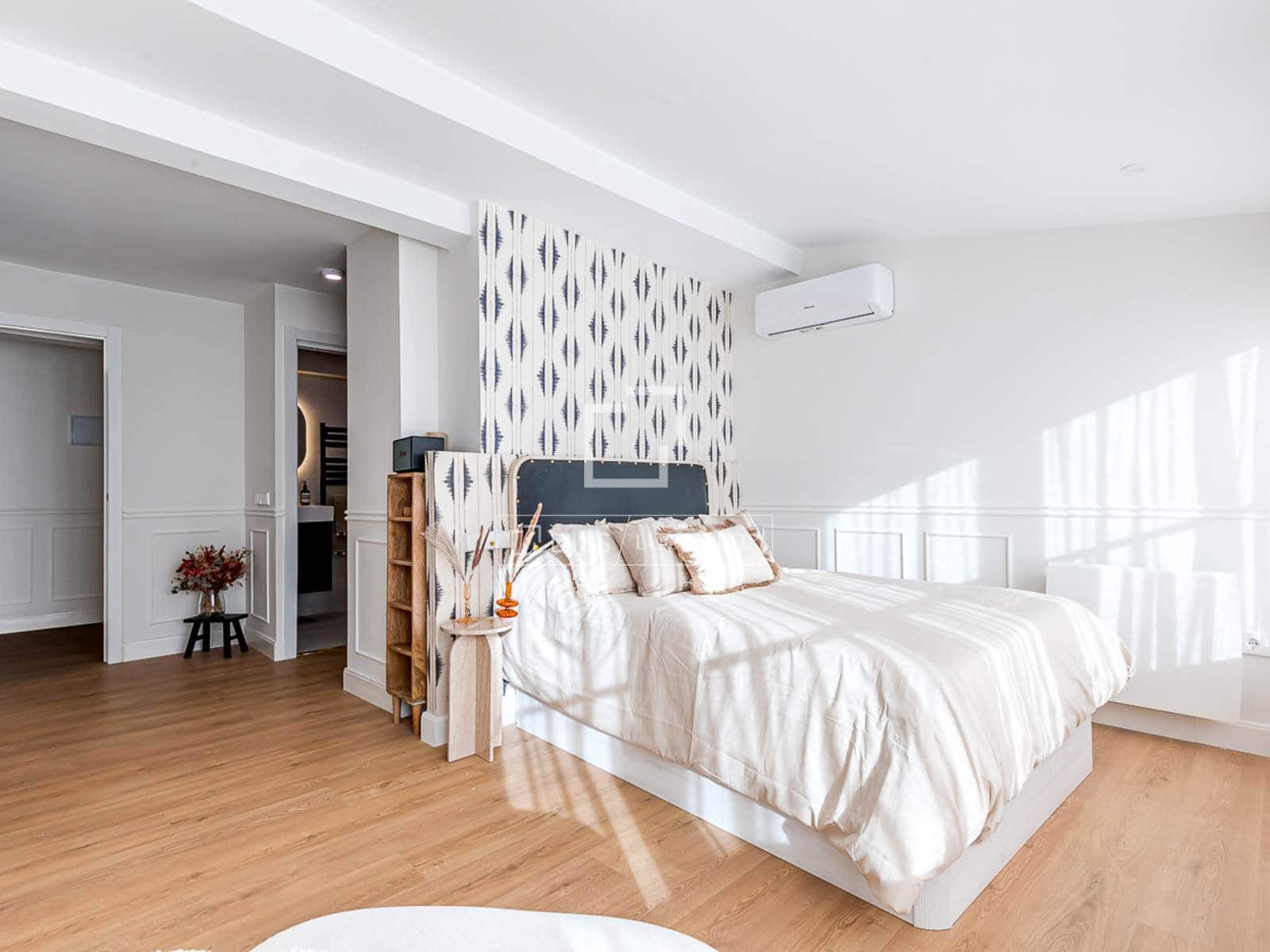 2 bedroom Penthouse for sale in Madrid city - € 1,390,000 (Ref: 9694397)