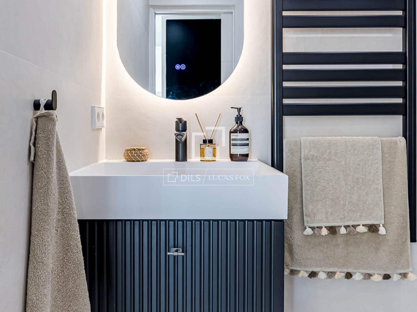 2 bedroom Penthouse for sale in Madrid city - € 1,390,000 (Ref: 9694397)