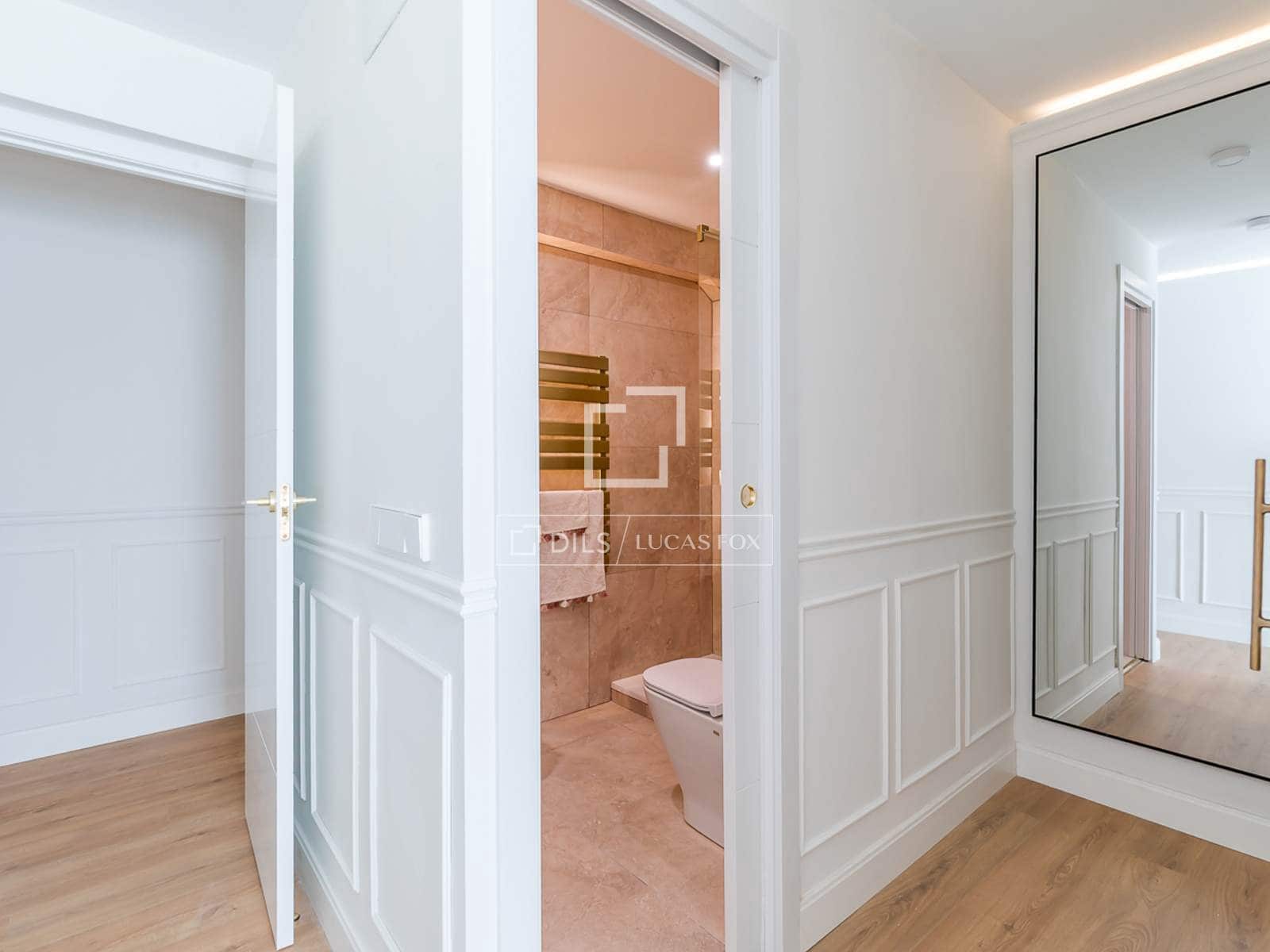 2 bedroom Penthouse for sale in Madrid city - € 1,390,000 (Ref: 9694397)