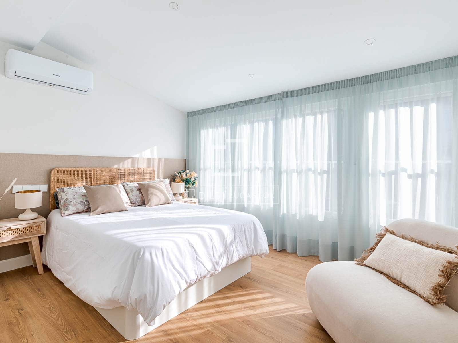 2 bedroom Penthouse for sale in Madrid city - € 1,390,000 (Ref: 9694397)