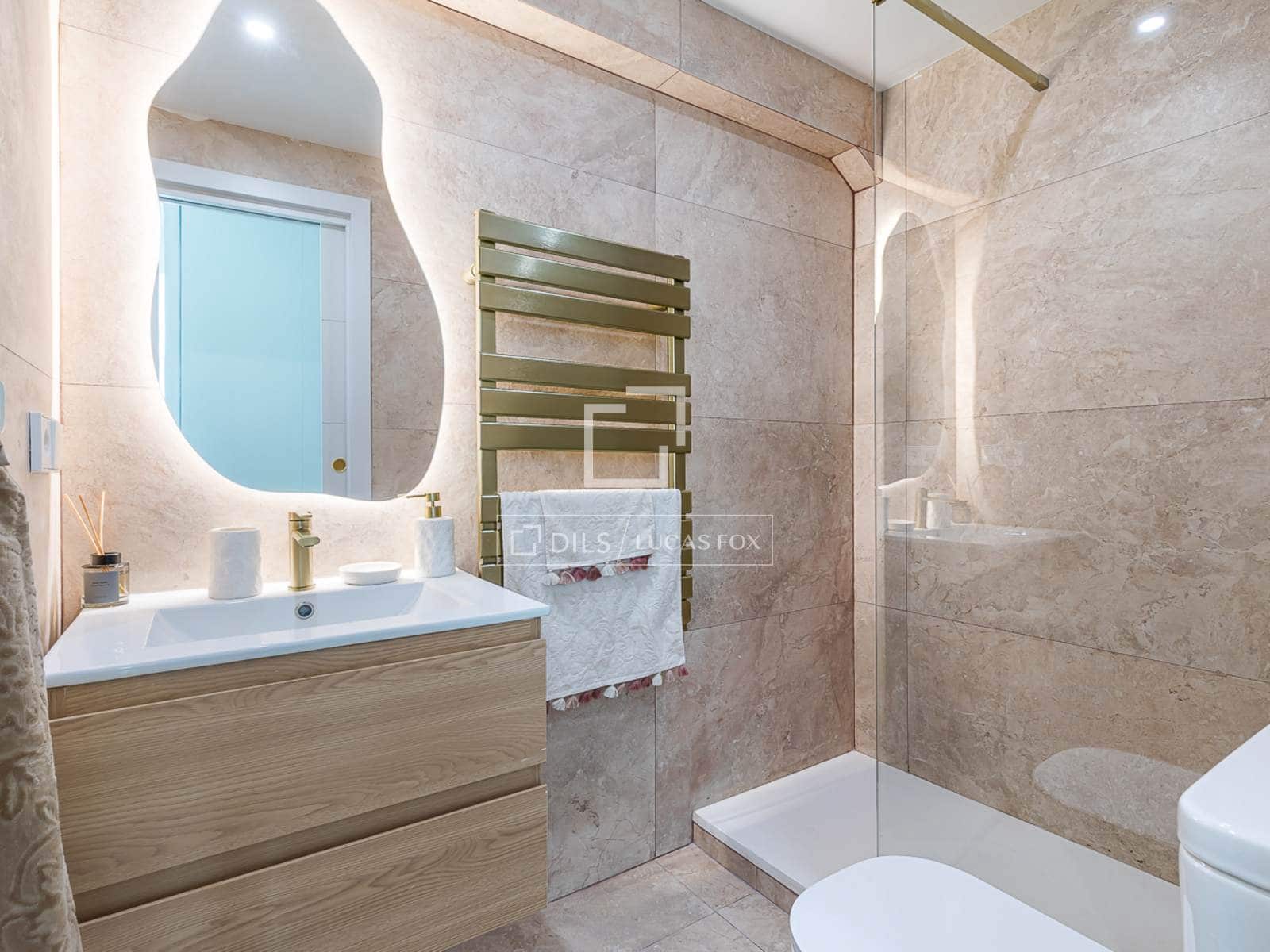 2 bedroom Penthouse for sale in Madrid city - € 1,390,000 (Ref: 9694397)