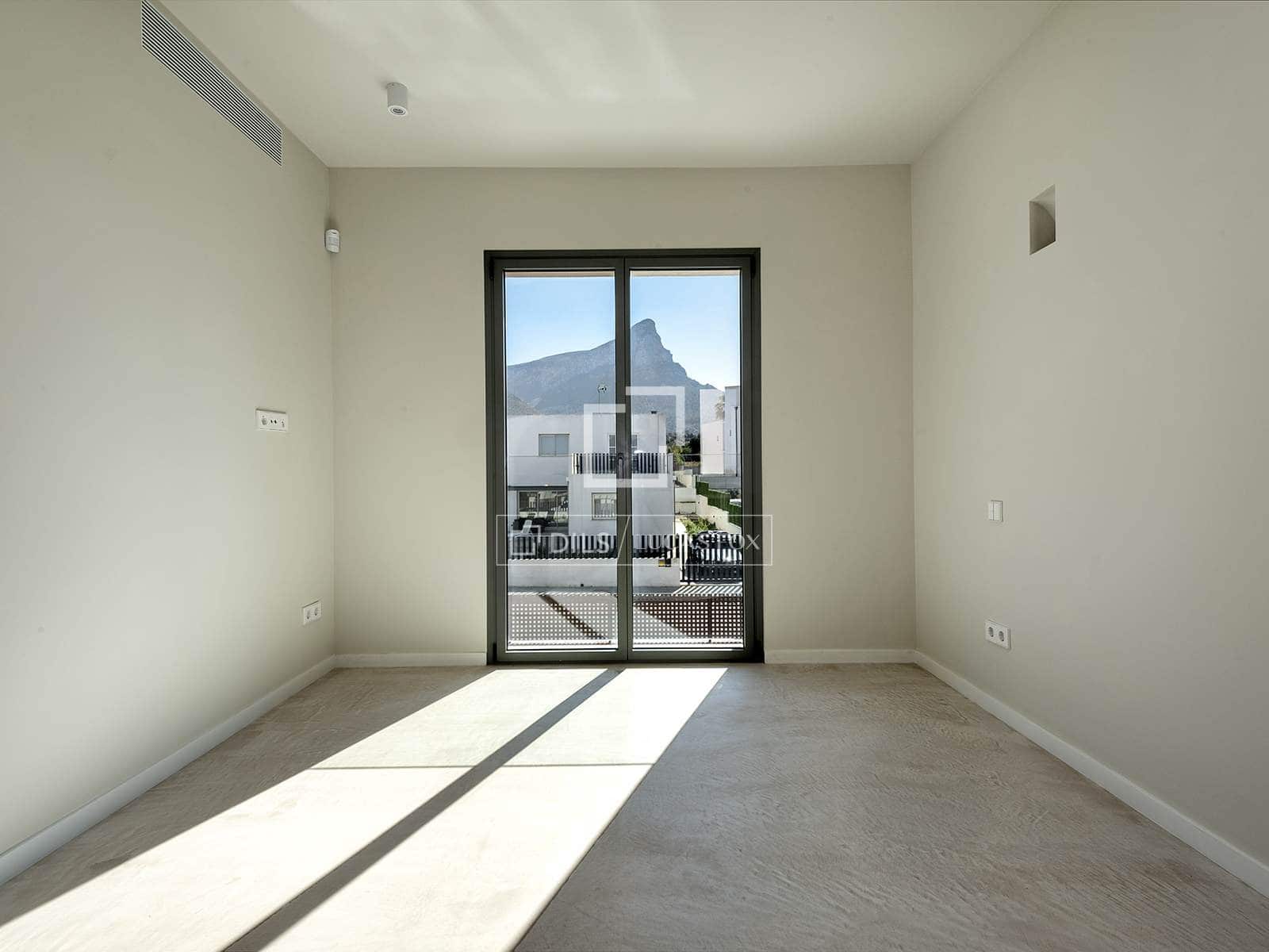 4 Zimmer Villa zu verkaufen in Colonia de Sant Pere / Colonia de San Pedro mit Pool Garage - 2.300.000 € (Ref: 9694400)