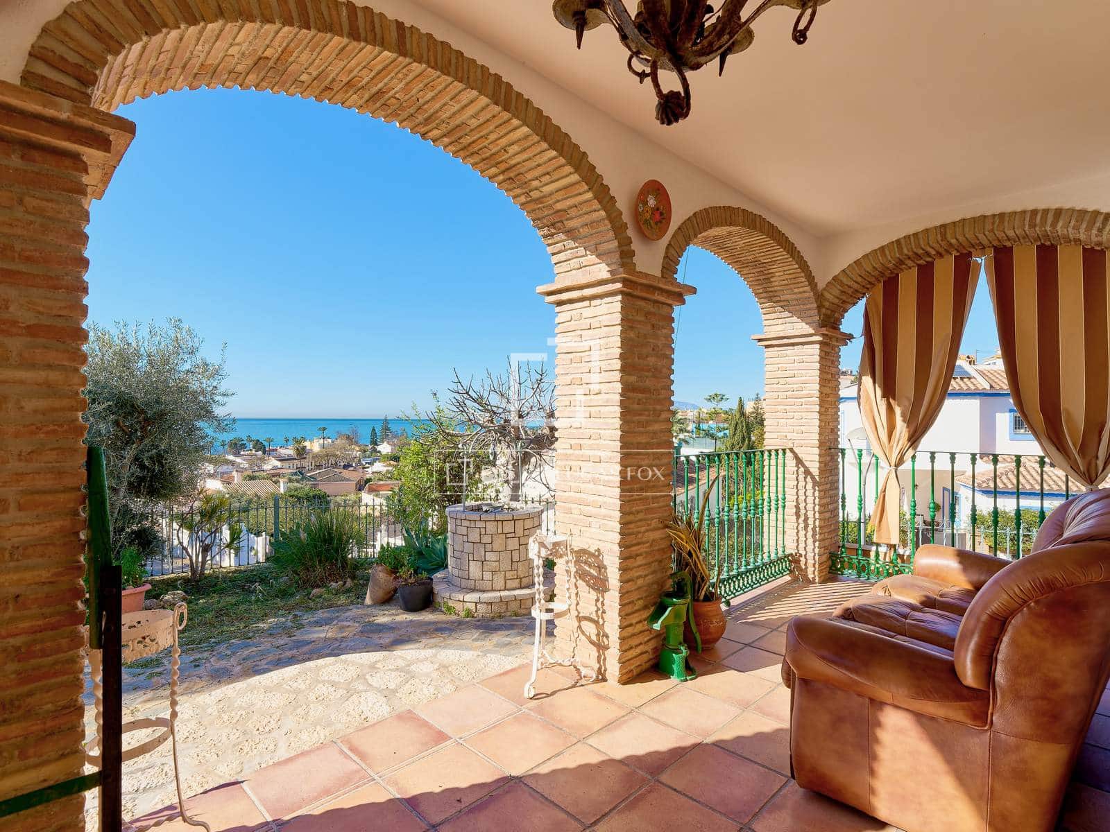 4 chambre Villa/Maison à vendre à La Cala del Moral avec garage - 1 600 000 € (Ref: 9694401)