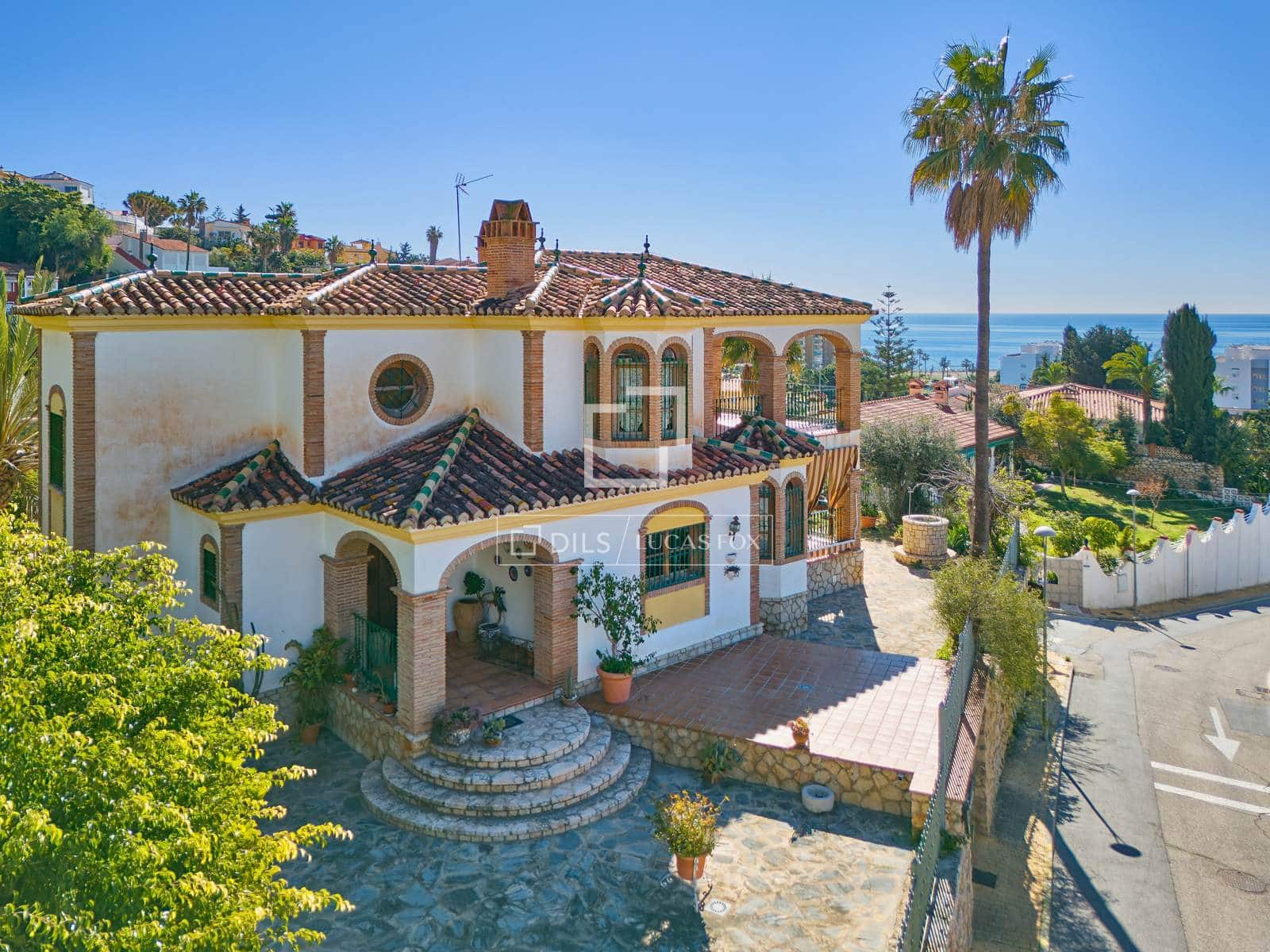 4 chambre Villa/Maison à vendre à La Cala del Moral avec garage - 1 600 000 € (Ref: 9694401)