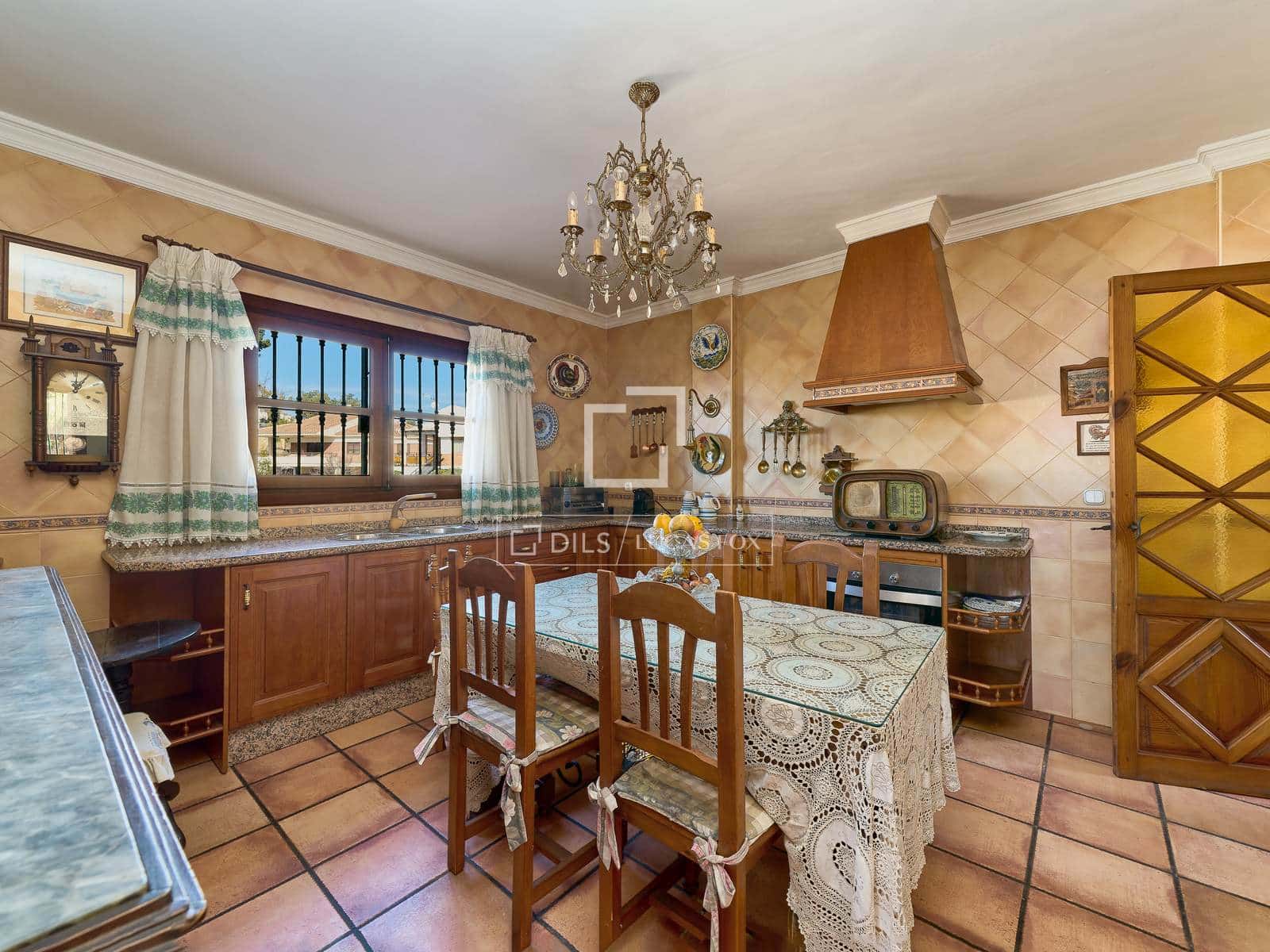 4 chambre Villa/Maison à vendre à La Cala del Moral avec garage - 1 600 000 € (Ref: 9694401)