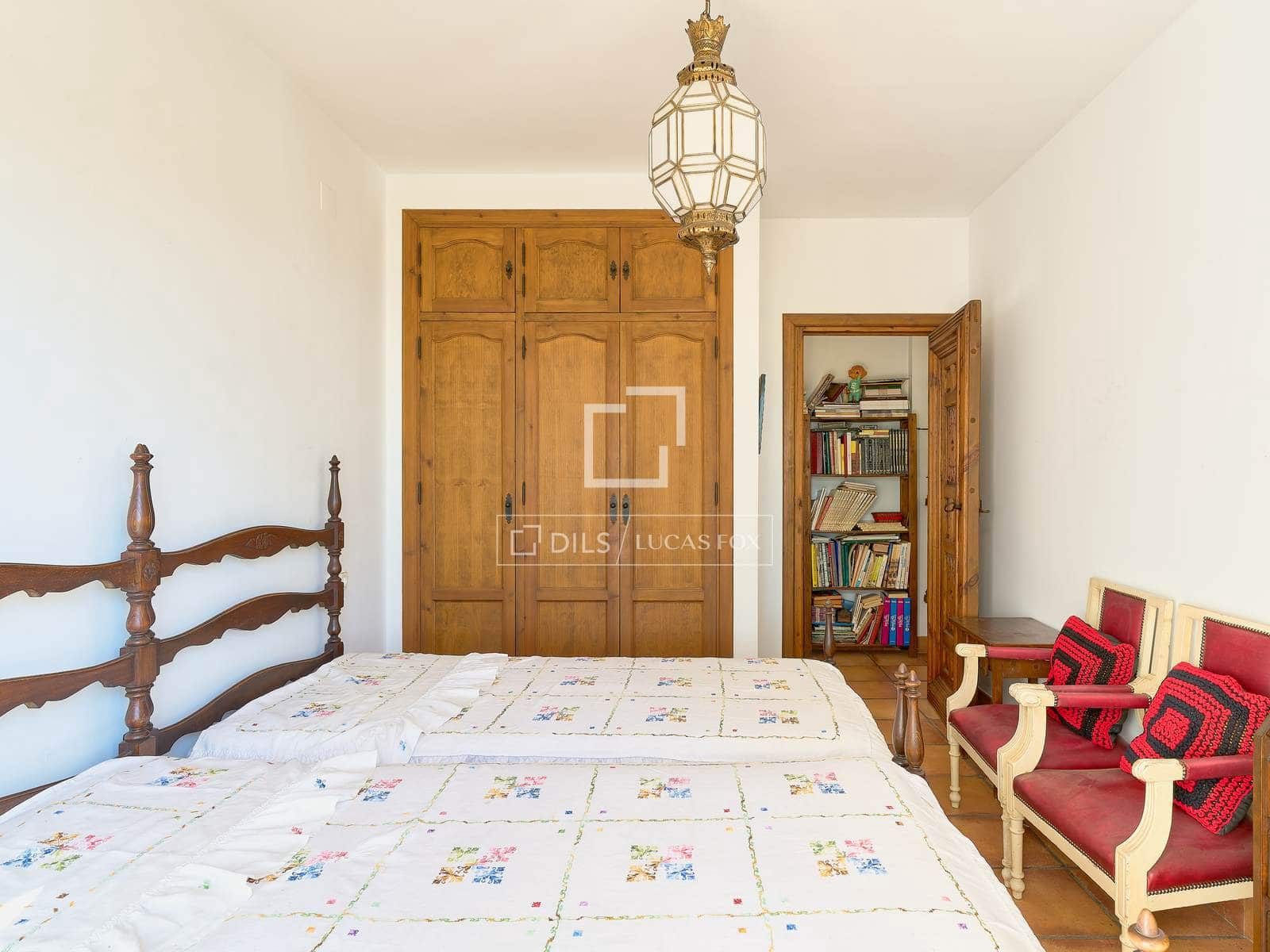 4 chambre Villa/Maison à vendre à La Cala del Moral avec garage - 1 600 000 € (Ref: 9694401)