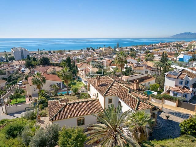 4 Zimmer Villa zu verkaufen in La Cala del Moral, Rincón de la Victoria mit Garage - 1.600.000 € (Ref: 9694401)