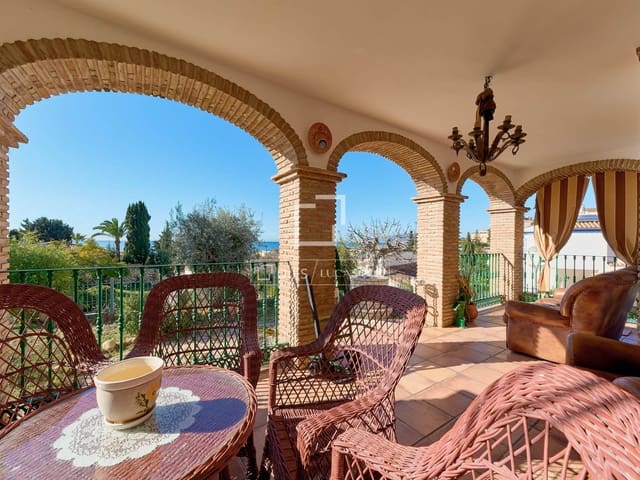 4 Zimmer Villa zu verkaufen in La Cala del Moral, Rincón de la Victoria mit Garage - 1.600.000 € (Ref: 9694401)