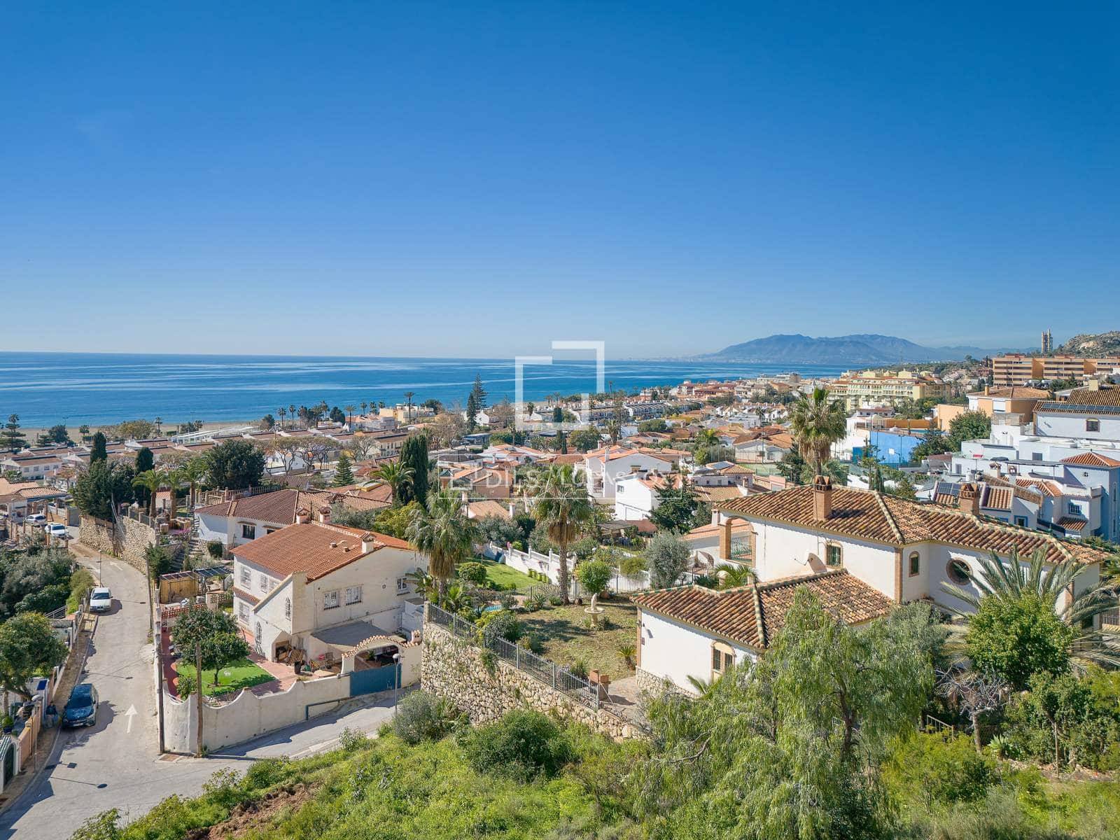 4 chambre Villa/Maison à vendre à La Cala del Moral avec garage - 1 600 000 € (Ref: 9694401)