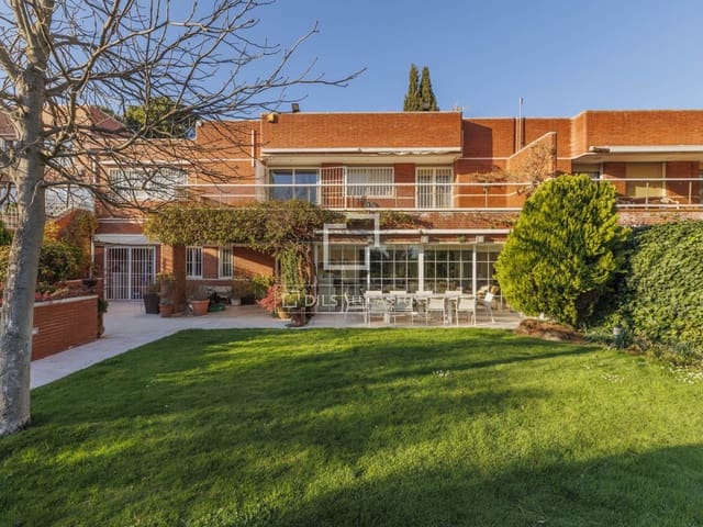 5 Zimmer Villa zu verkaufen in Madrid Stadt mit Garage - 3.700.000 € (Ref: 9696626)