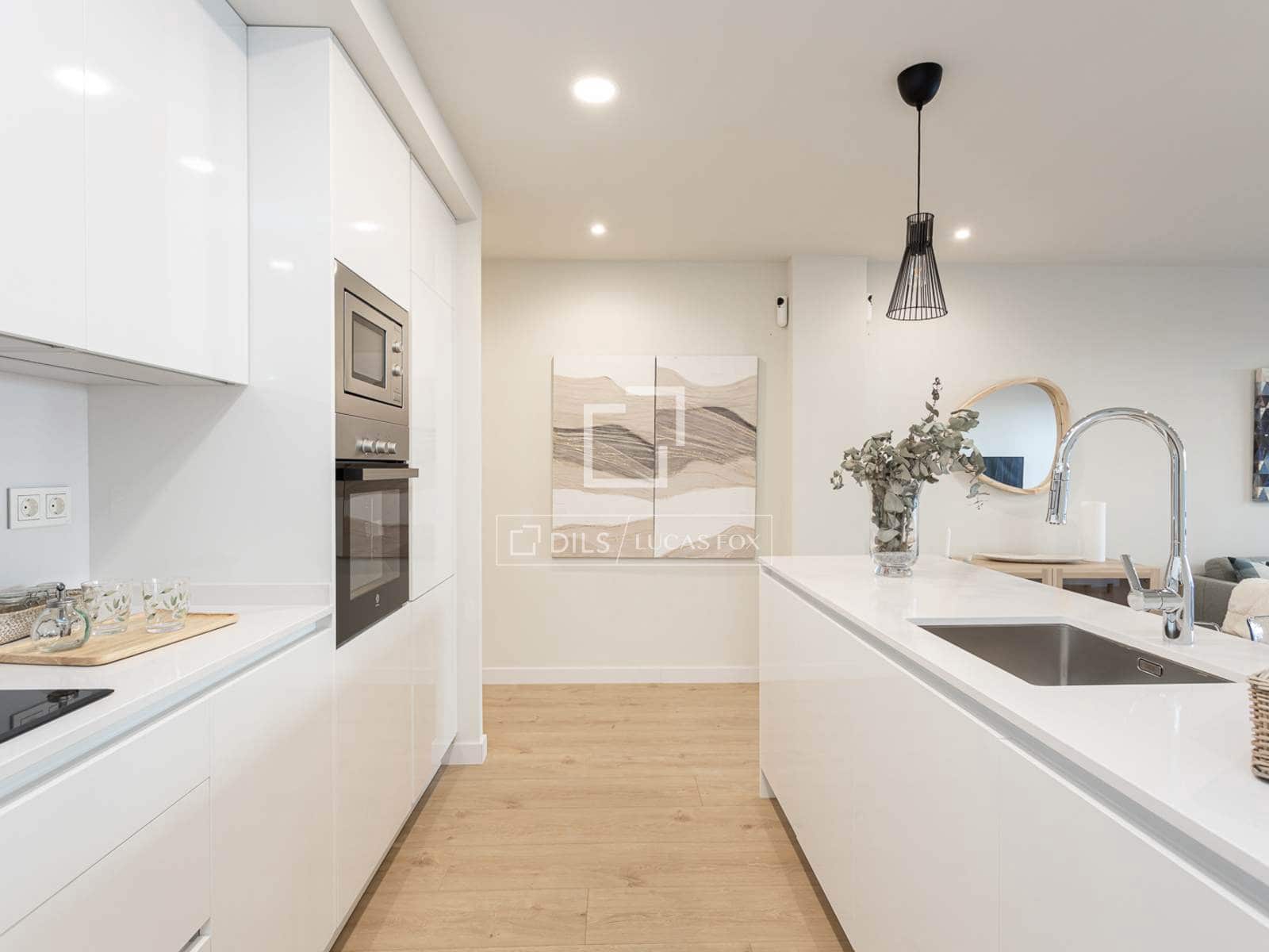 3 soverom Leilighet til salgs i Barcelona by med garasje - € 540 000 (Ref: 9696736)