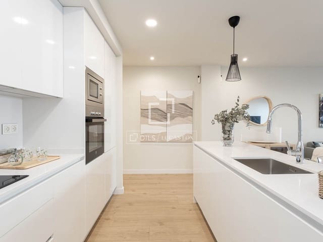 3 slaapkamer Appartement te koop in Barcelona stad met garage - € 540.000 (Ref: 9696736)