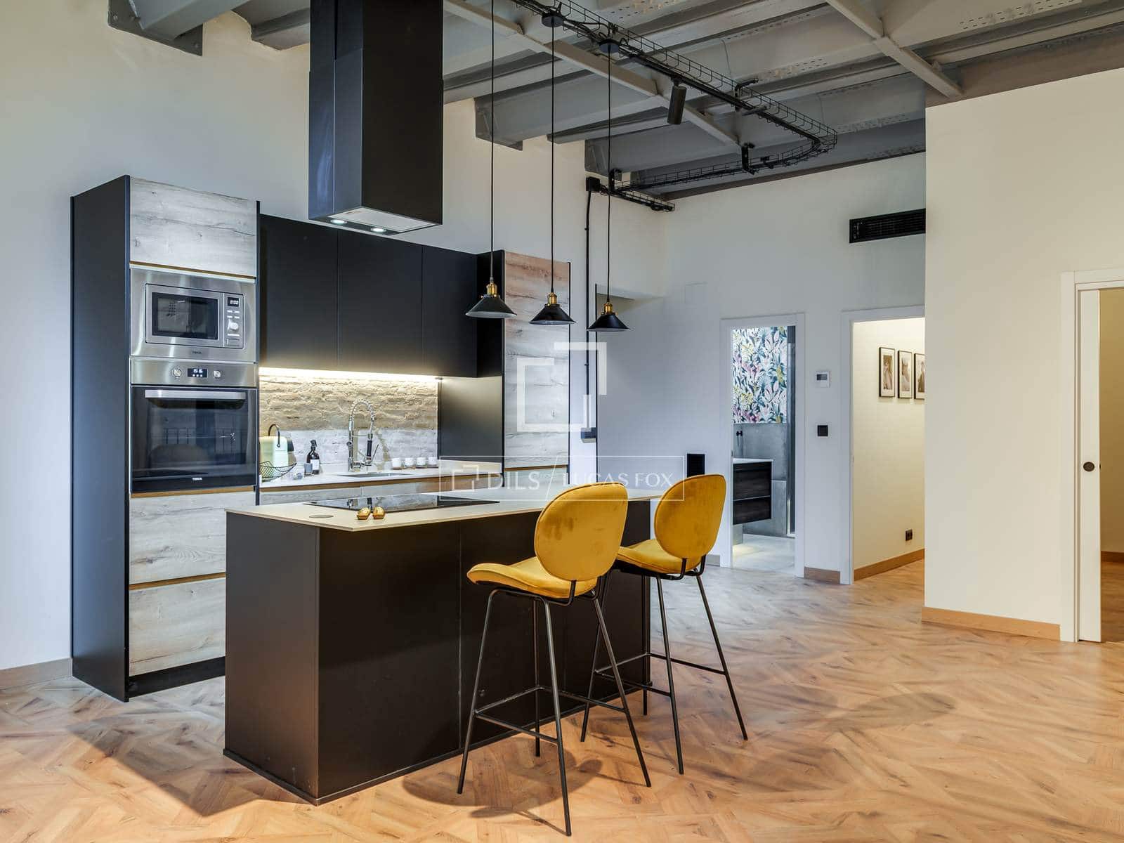 3 bedroom Apartment for sale in Barcelona city - € 590,000 (Ref: 9696864)