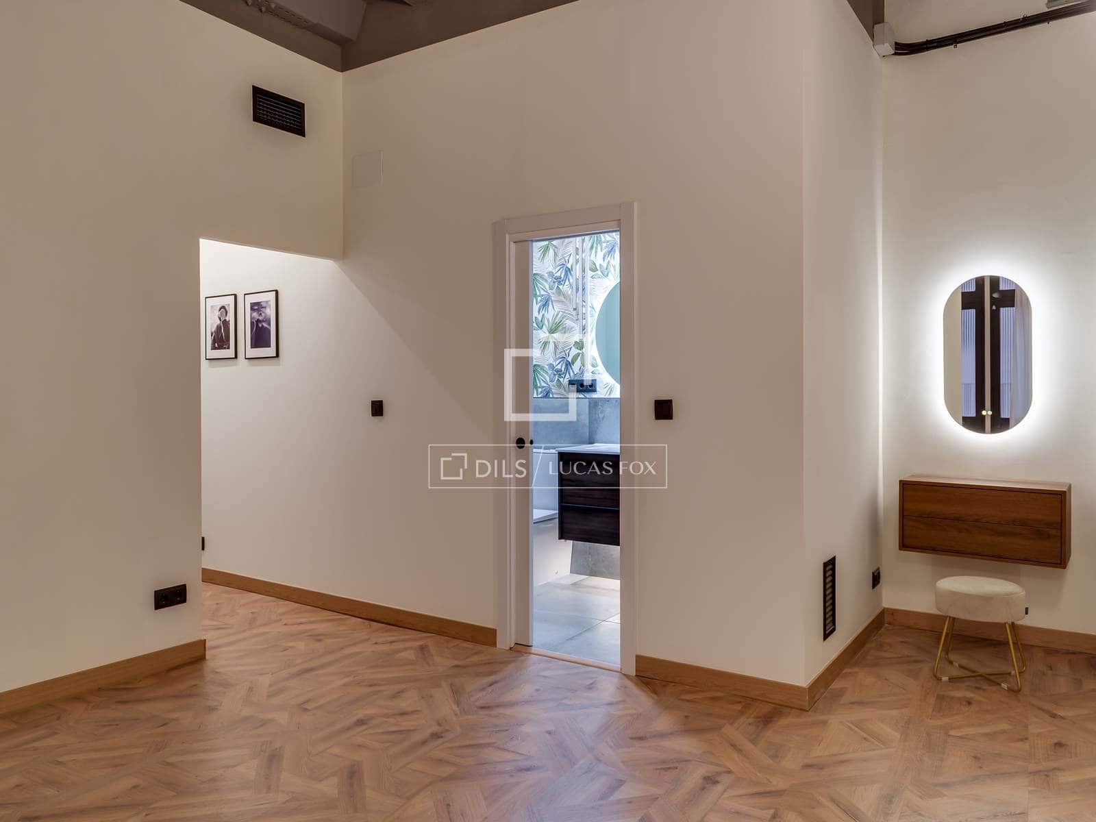 3 bedroom Apartment for sale in Barcelona city - € 590,000 (Ref: 9696864)