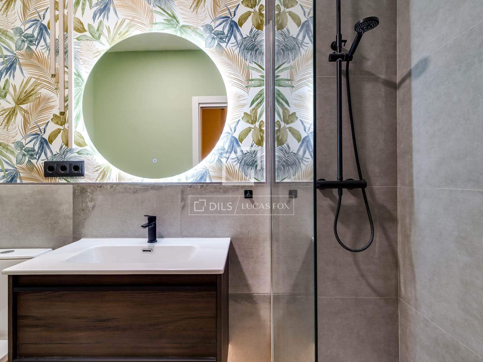 3 bedroom Apartment for sale in Barcelona city - € 590,000 (Ref: 9696864)